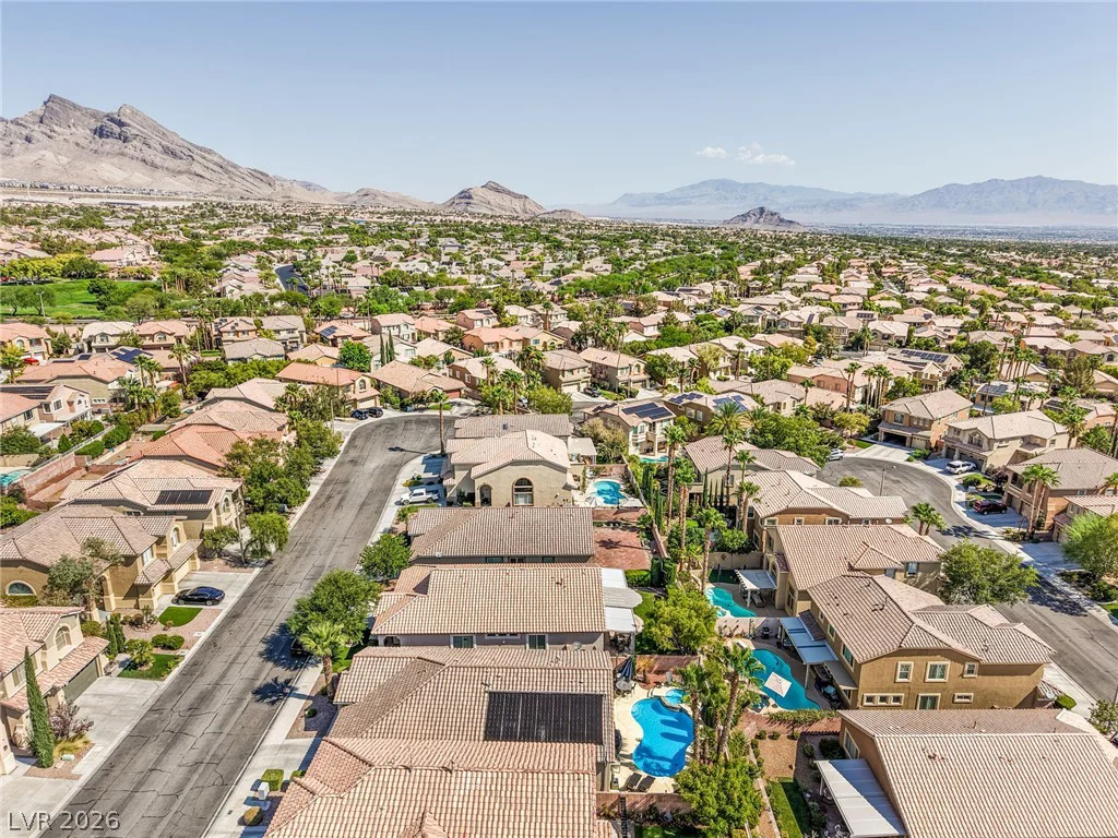 408 Bloomingdale, Las Vegas, NV 89144