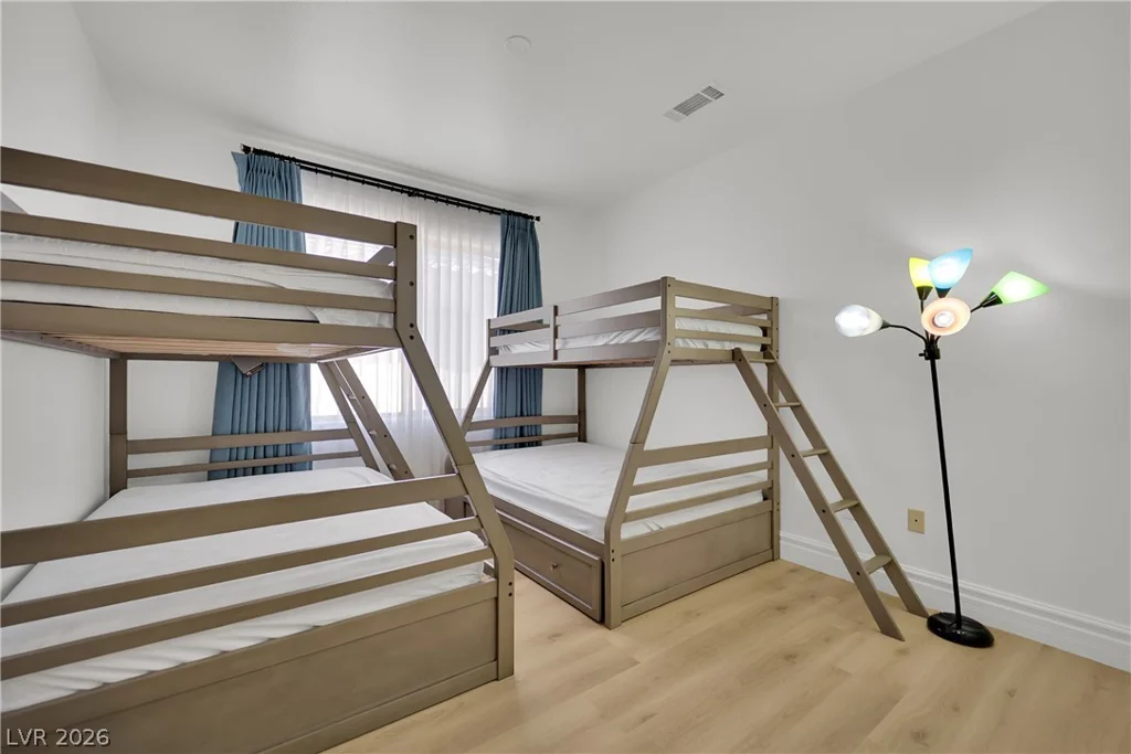 49 Chateau Whistler, Las Vegas, NV 89148