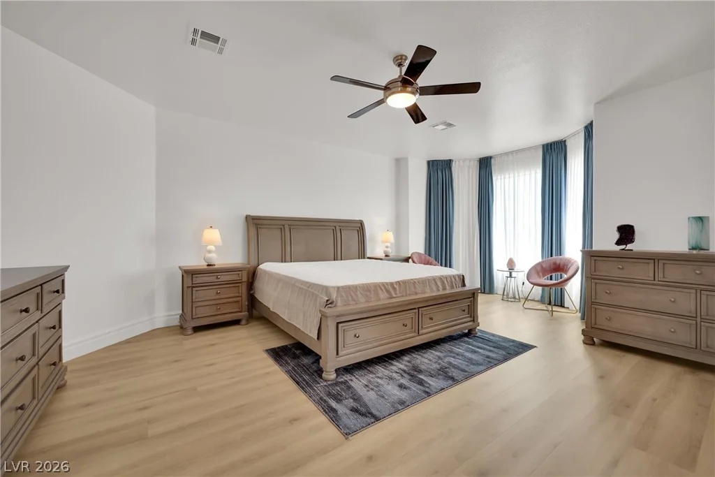 49 Chateau Whistler, Las Vegas, NV 89148