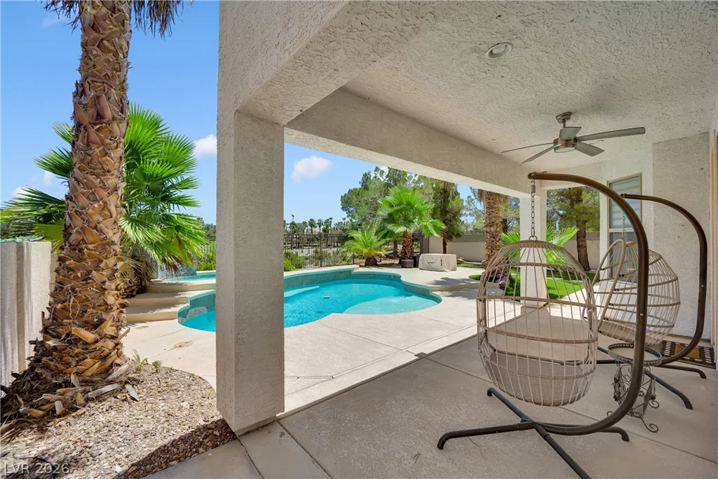 49 Chateau Whistler, Las Vegas, NV 89148