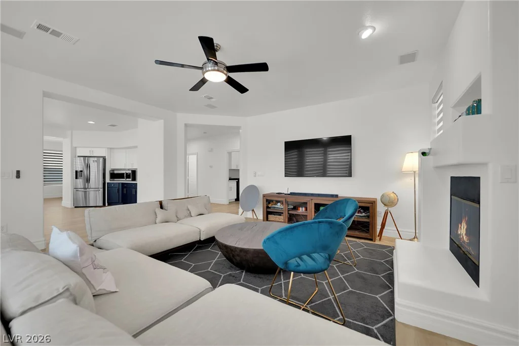 49 Chateau Whistler, Las Vegas, NV 89148
