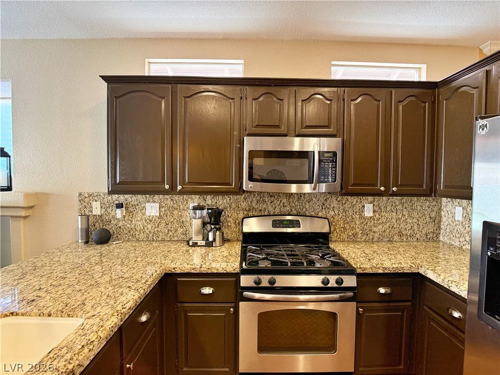809 Royal Plum, Las Vegas, NV 89144