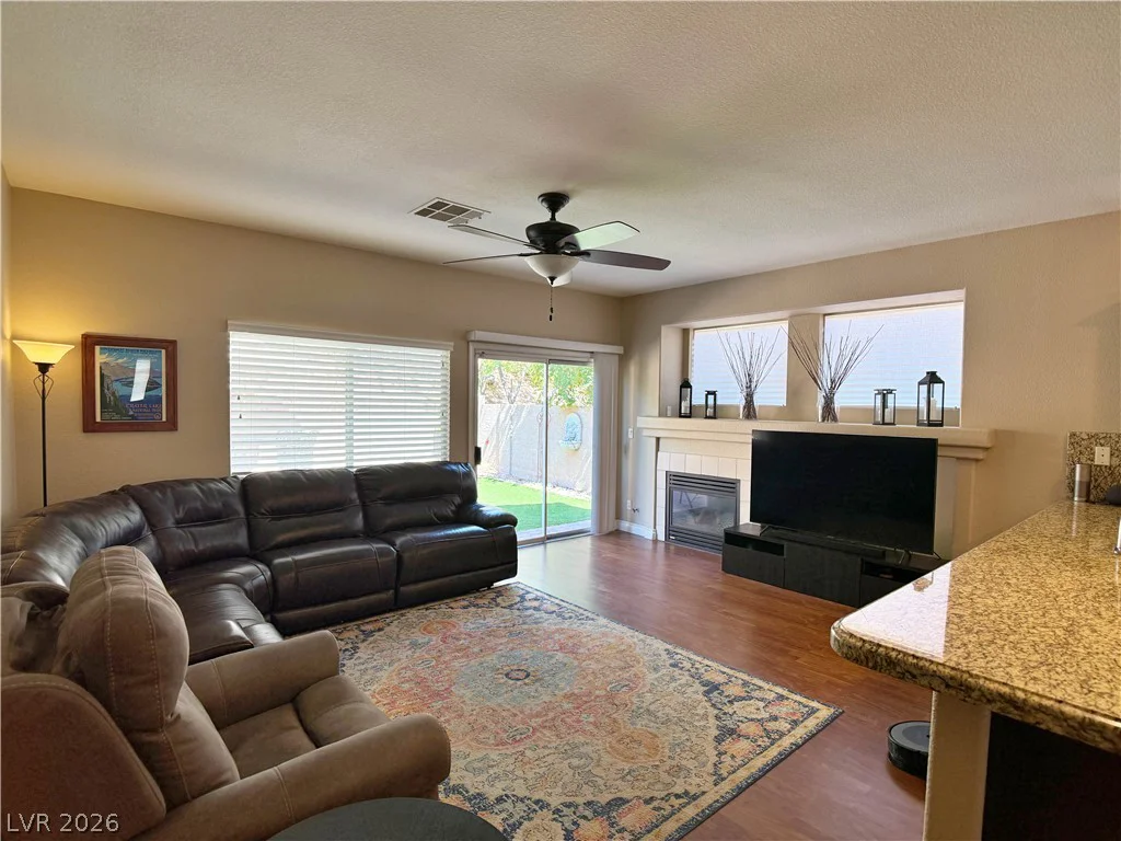 809 Royal Plum, Las Vegas, NV 89144
