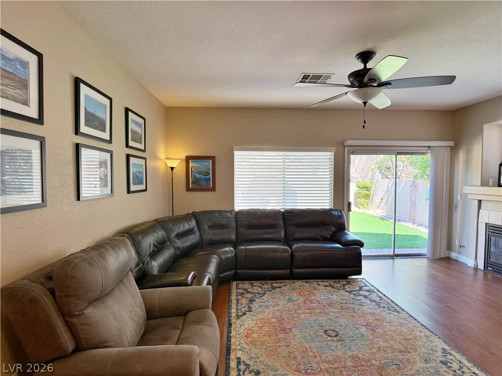 809 Royal Plum, Las Vegas, NV 89144