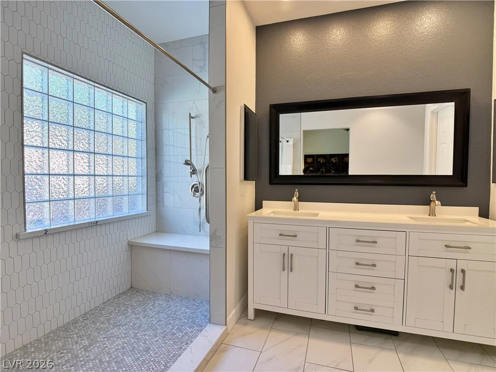 809 Royal Plum, Las Vegas, NV 89144
