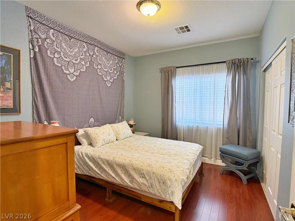 809 Royal Plum, Las Vegas, NV 89144