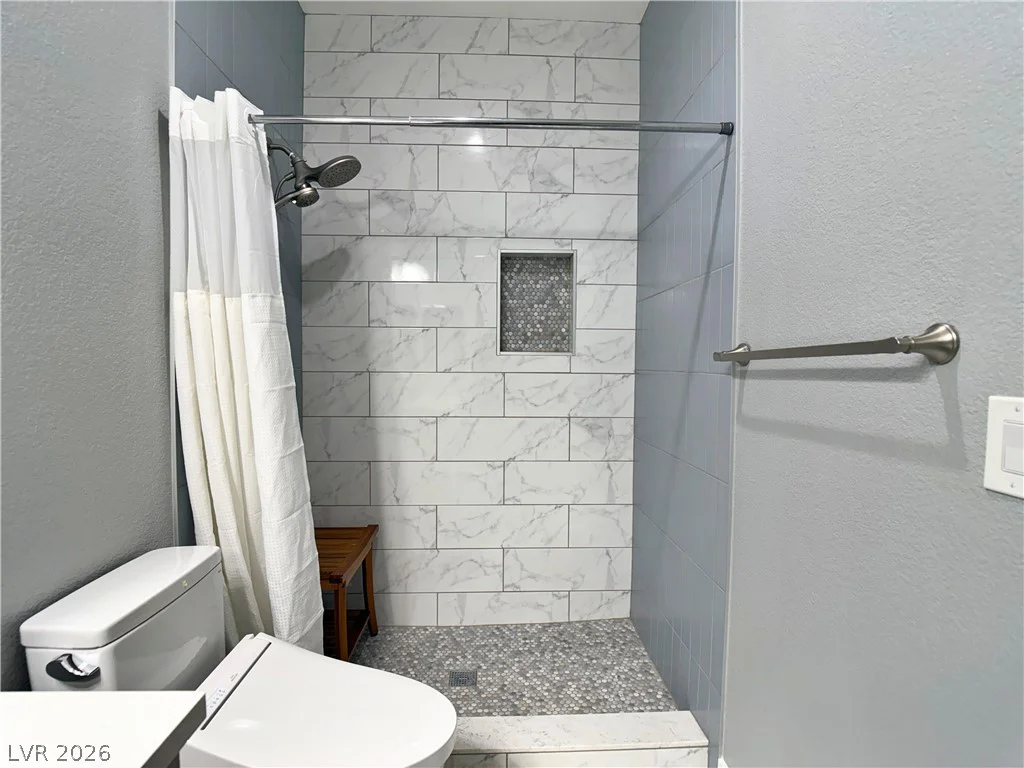 809 Royal Plum, Las Vegas, NV 89144