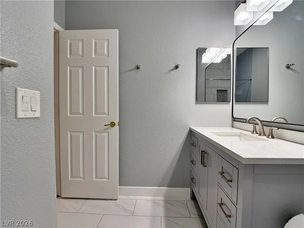809 Royal Plum, Las Vegas, NV 89144
