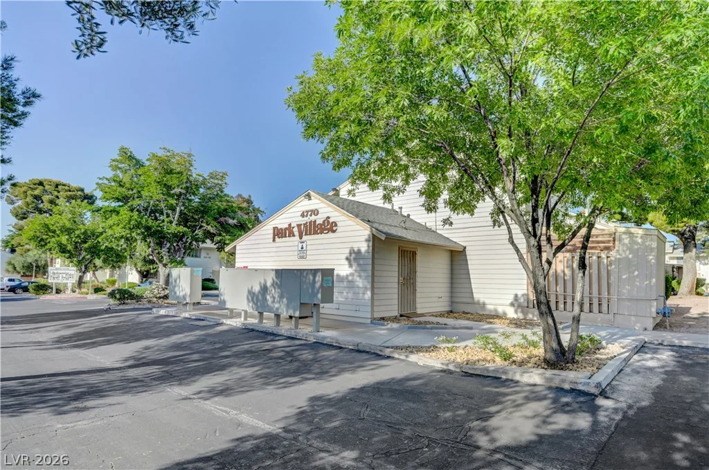 4770 Topaz, Las Vegas, NV 89121