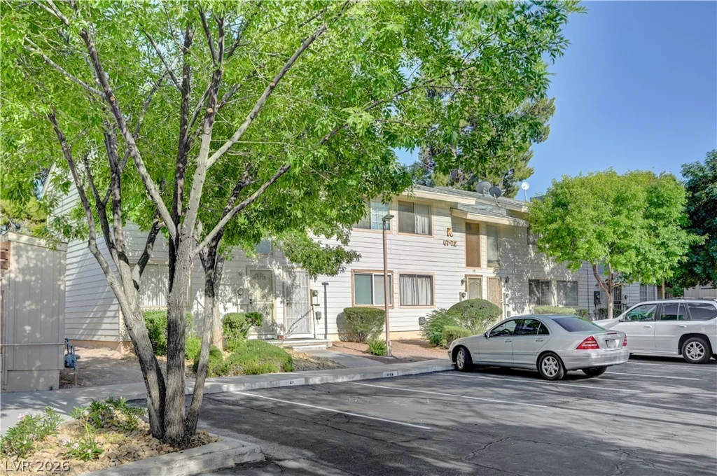 4770 Topaz, Las Vegas, NV 89121