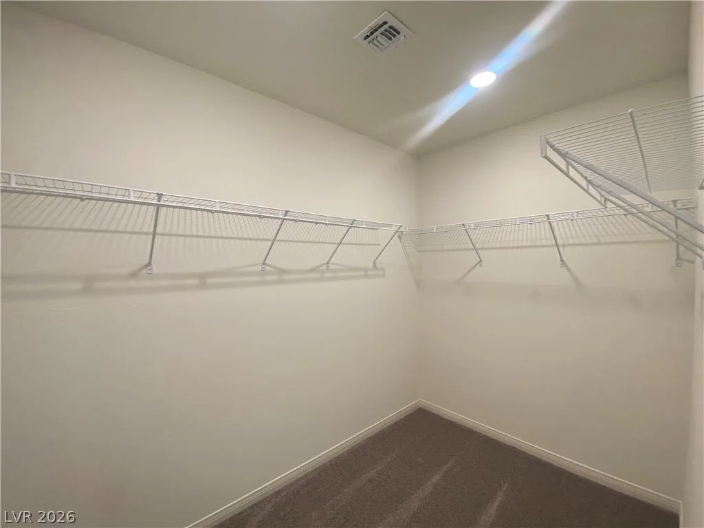 5833 Holbeche, Las Vegas, NV 89113