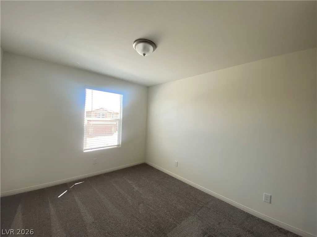 5833 Holbeche, Las Vegas, NV 89113