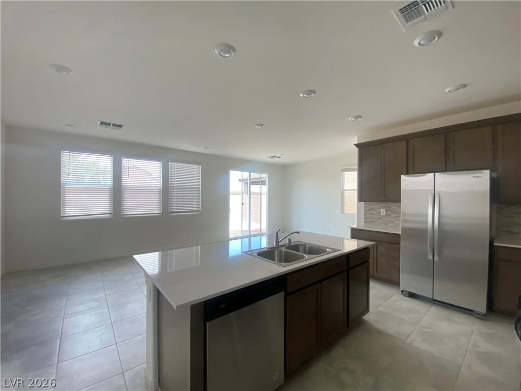 5833 Holbeche, Las Vegas, NV 89113