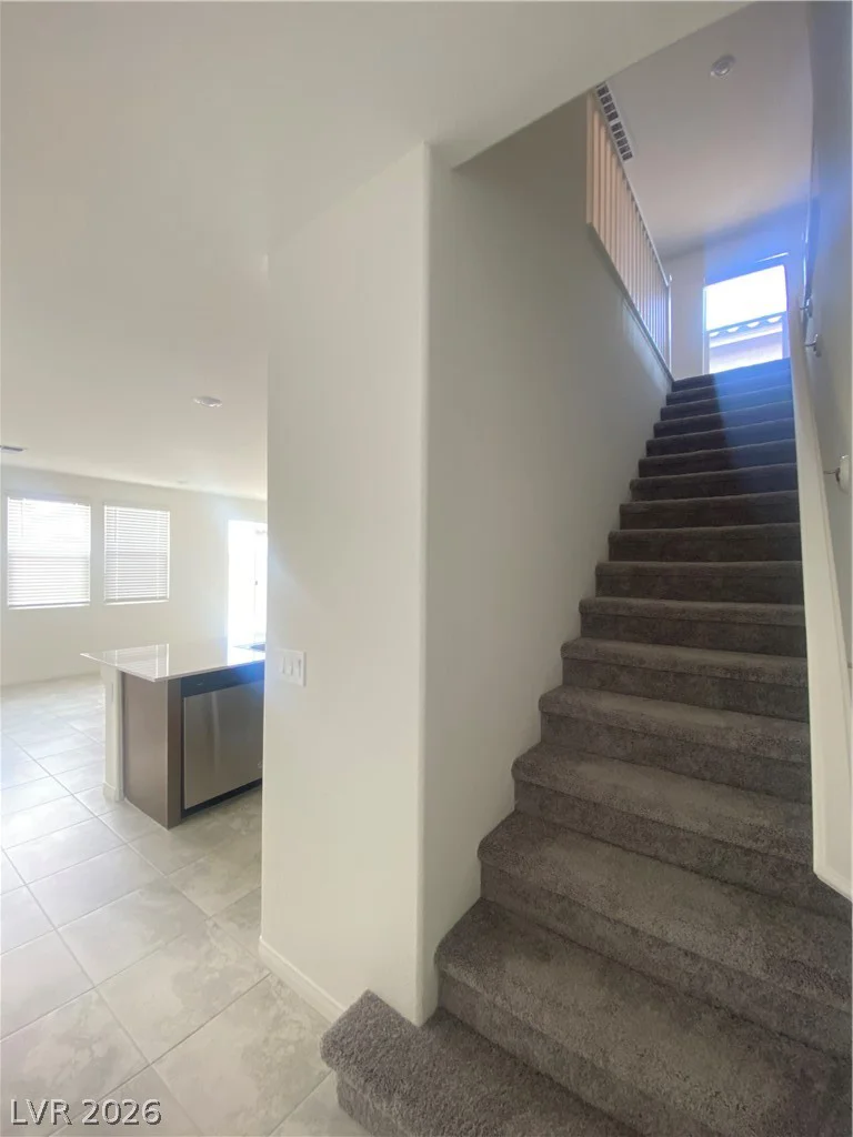 5833 Holbeche, Las Vegas, NV 89113