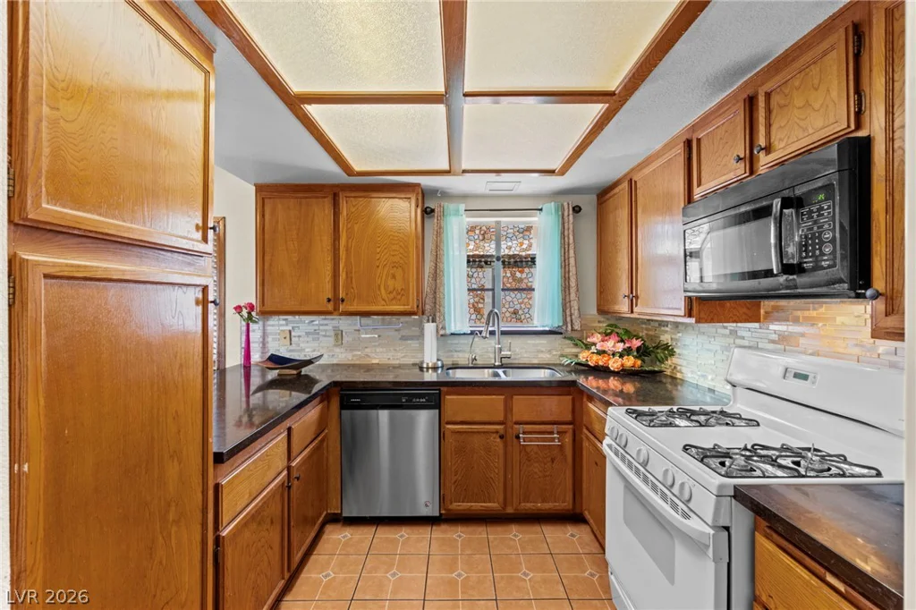6721 Brunswick, Las Vegas, NV 89107