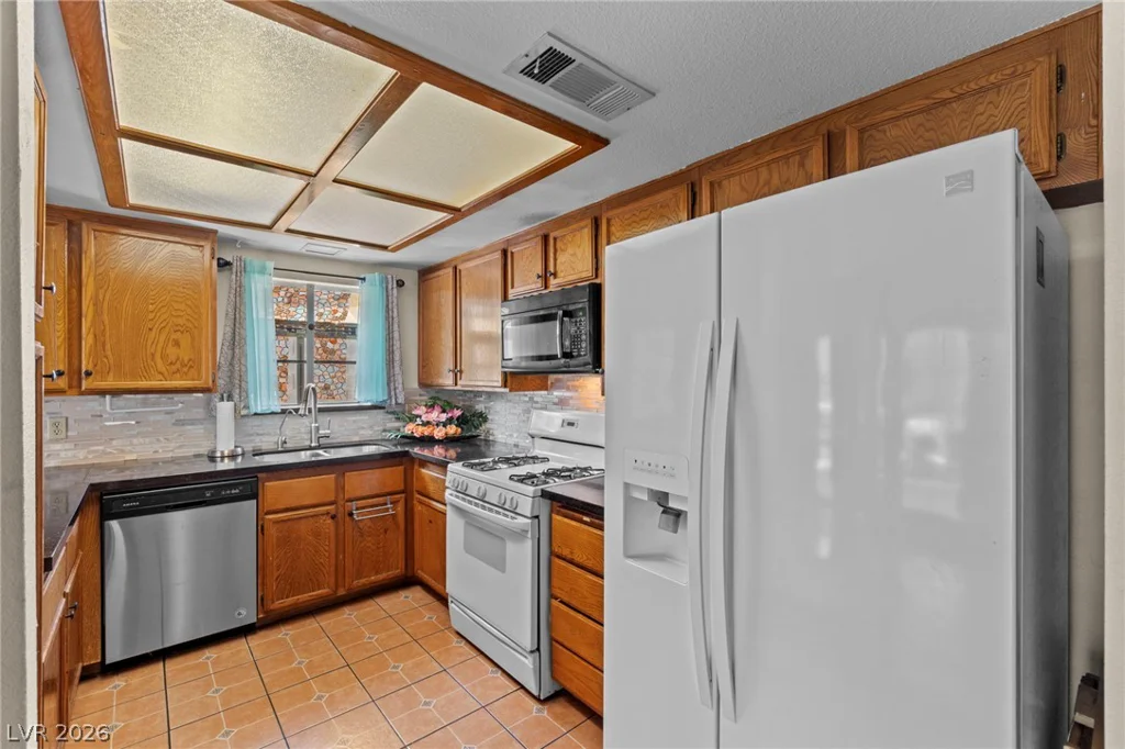 6721 Brunswick, Las Vegas, NV 89107
