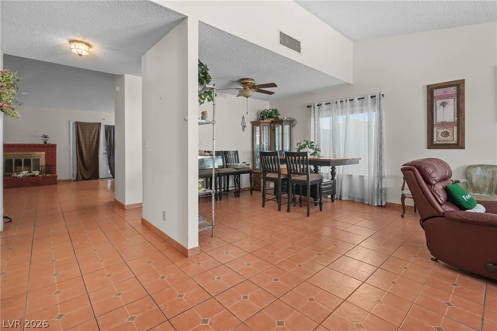 6721 Brunswick, Las Vegas, NV 89107