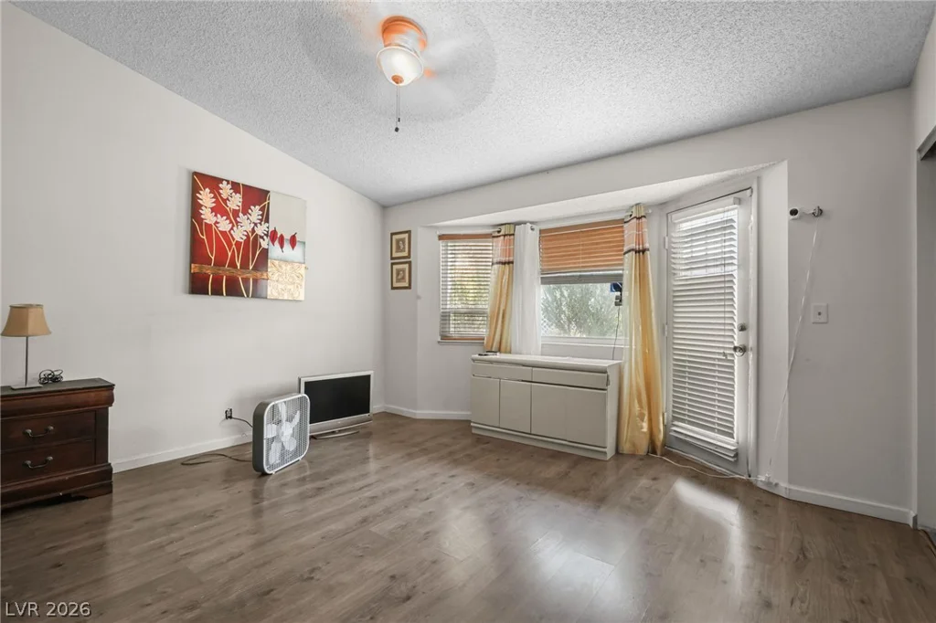 6721 Brunswick, Las Vegas, NV 89107