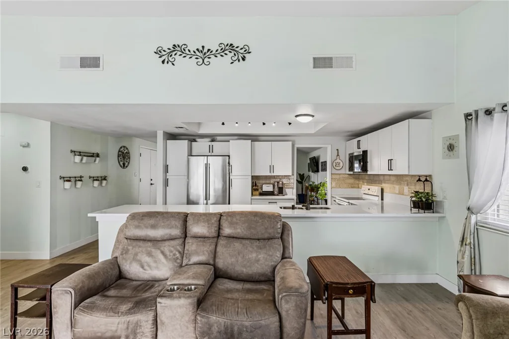 4476 Sunny Dunes, Las Vegas, NV 89121