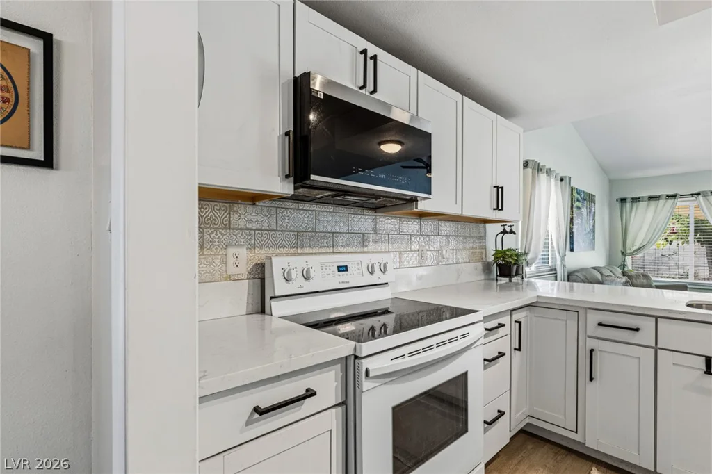 4476 Sunny Dunes, Las Vegas, NV 89121
