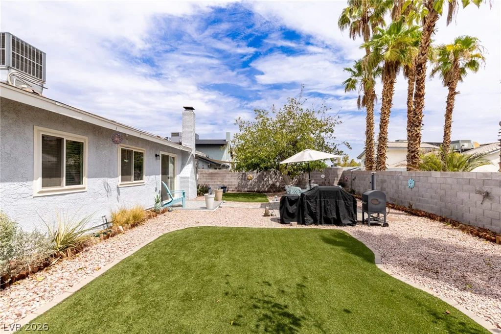 4476 Sunny Dunes, Las Vegas, NV 89121