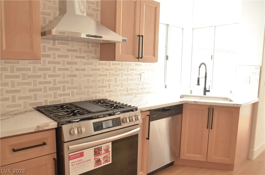 8604 Grandbank, Las Vegas, NV 89145