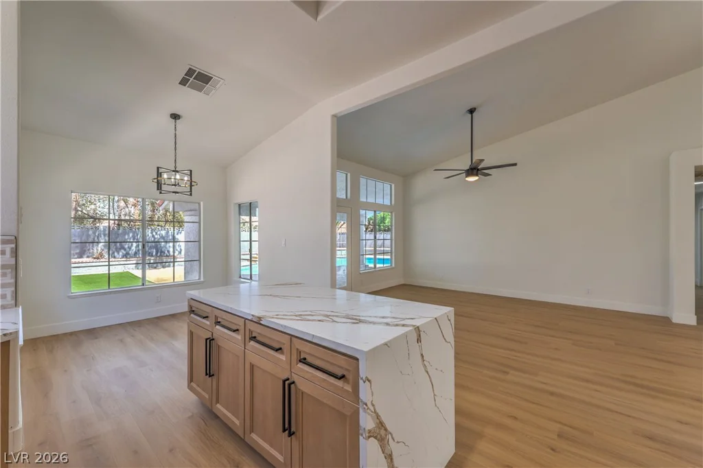 8604 Grandbank, Las Vegas, NV 89145