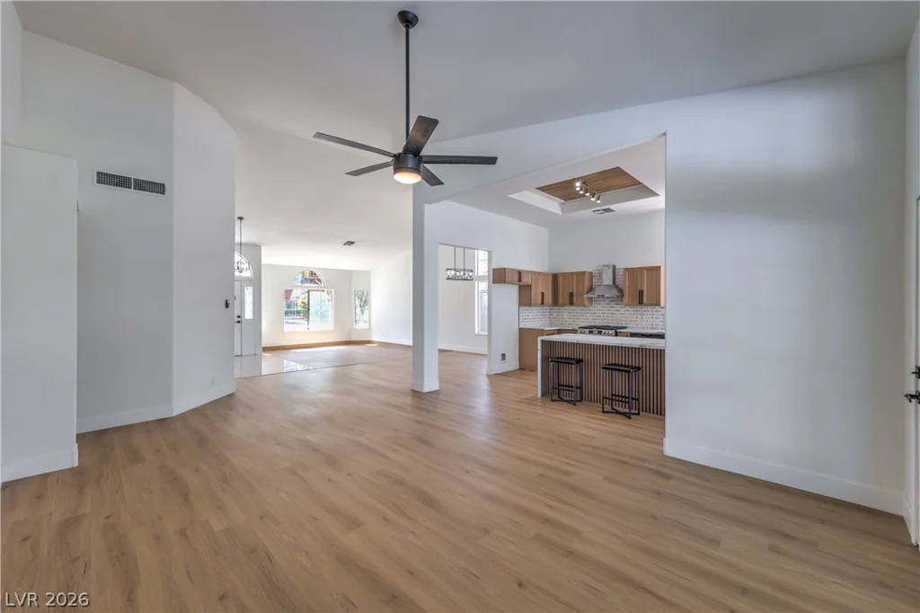 8604 Grandbank, Las Vegas, NV 89145