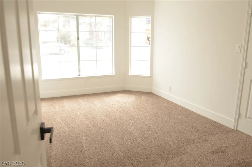 8604 Grandbank, Las Vegas, NV 89145
