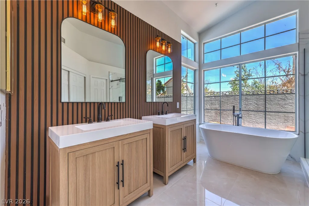 8604 Grandbank, Las Vegas, NV 89145