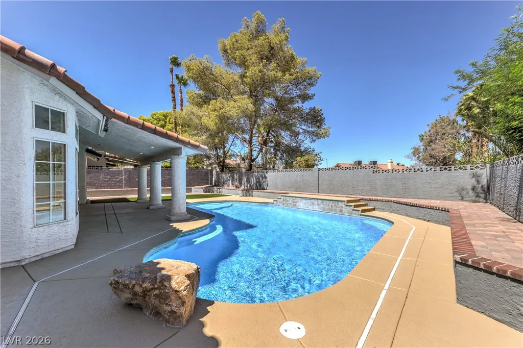 8604 Grandbank, Las Vegas, NV 89145