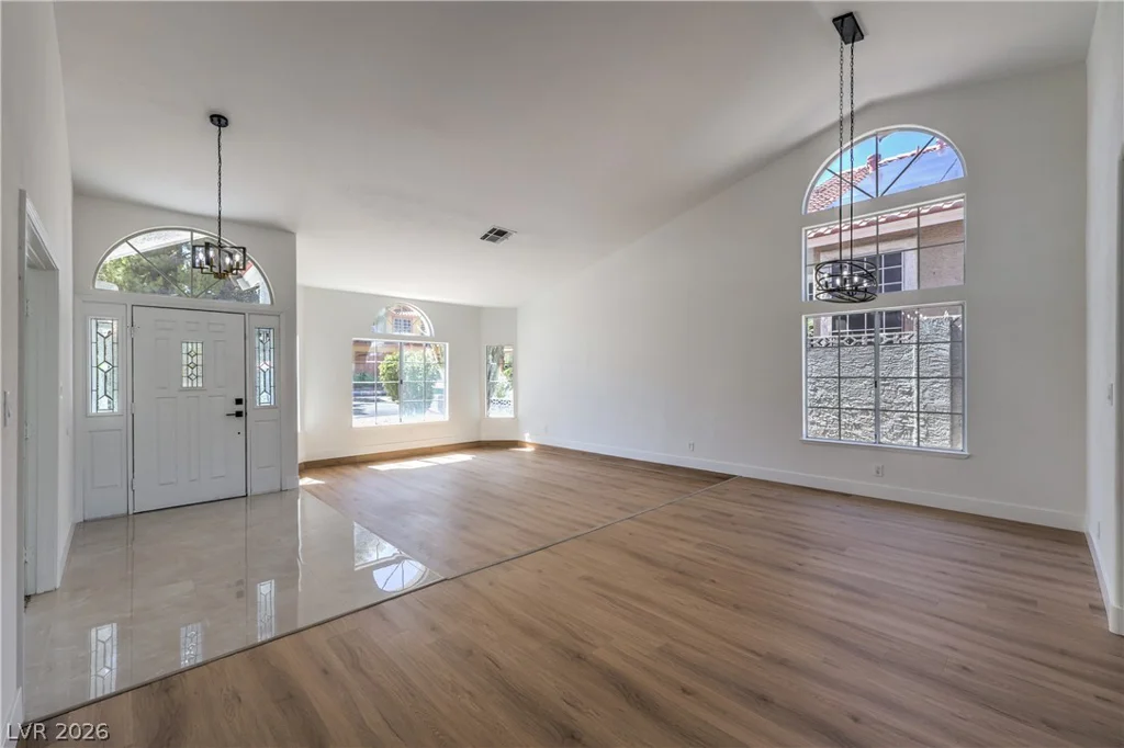 8604 Grandbank, Las Vegas, NV 89145