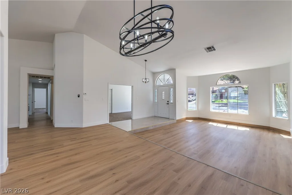 8604 Grandbank, Las Vegas, NV 89145