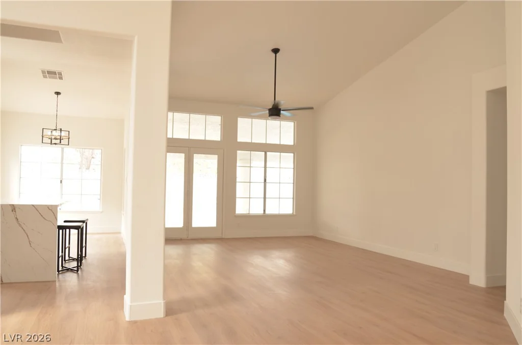 8604 Grandbank, Las Vegas, NV 89145