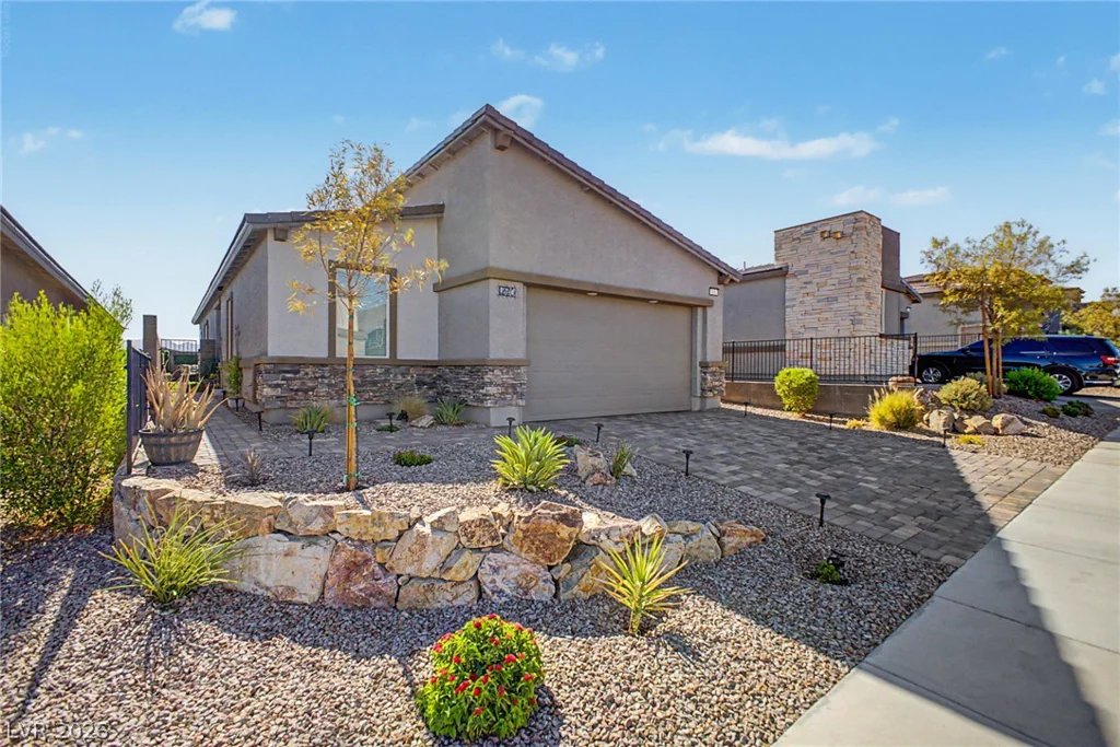290 Fossil Falls, Henderson, NV 89015
