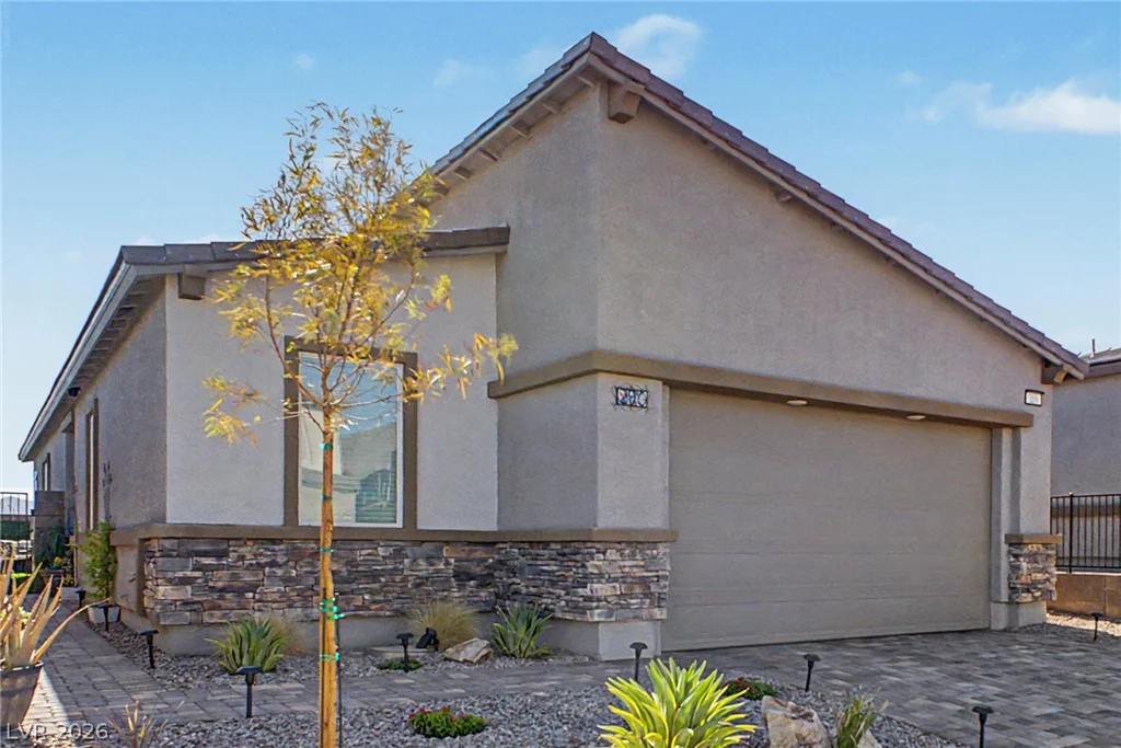 290 Fossil Falls, Henderson, NV 89015