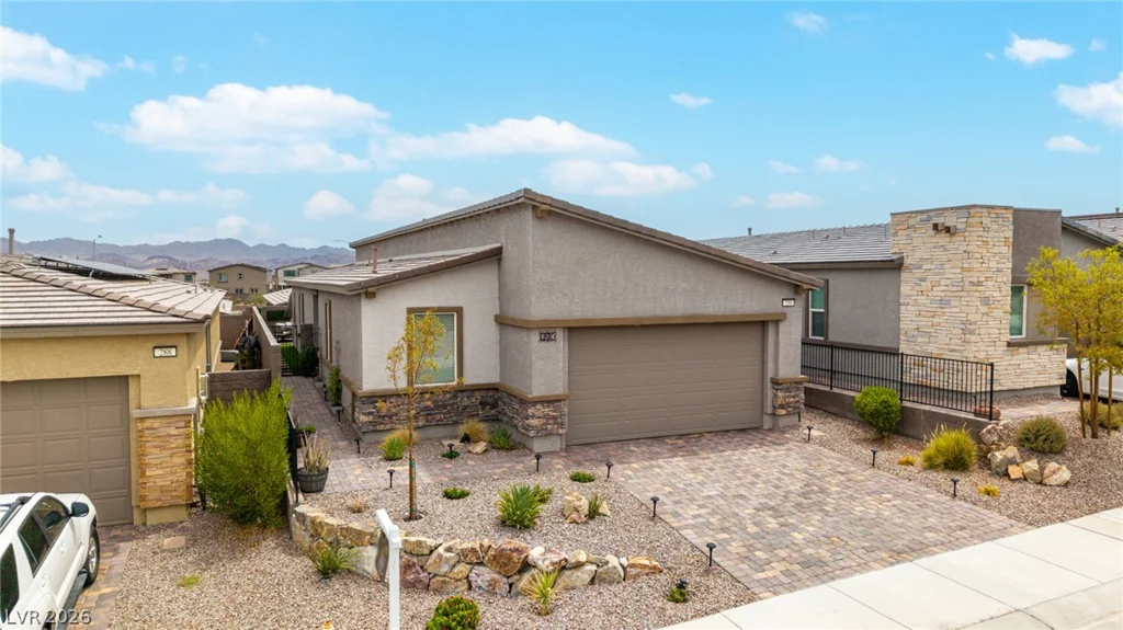 290 Fossil Falls, Henderson, NV 89015