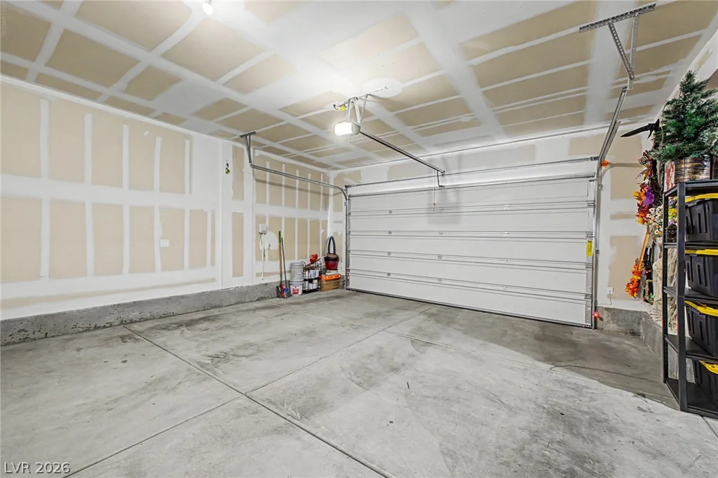 290 Fossil Falls, Henderson, NV 89015