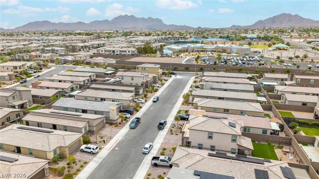 290 Fossil Falls, Henderson, NV 89015