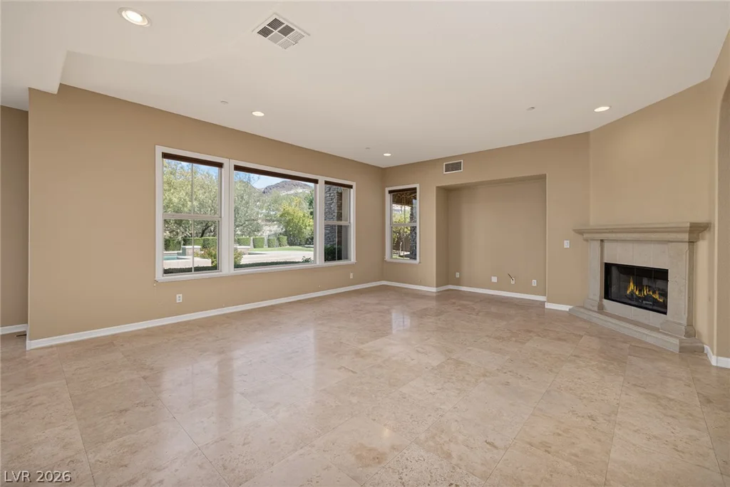 30 Benevolo, Henderson, NV 89011