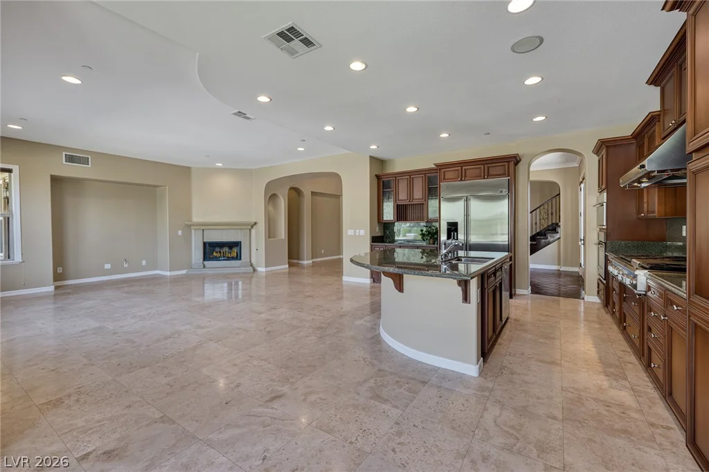 30 Benevolo, Henderson, NV 89011