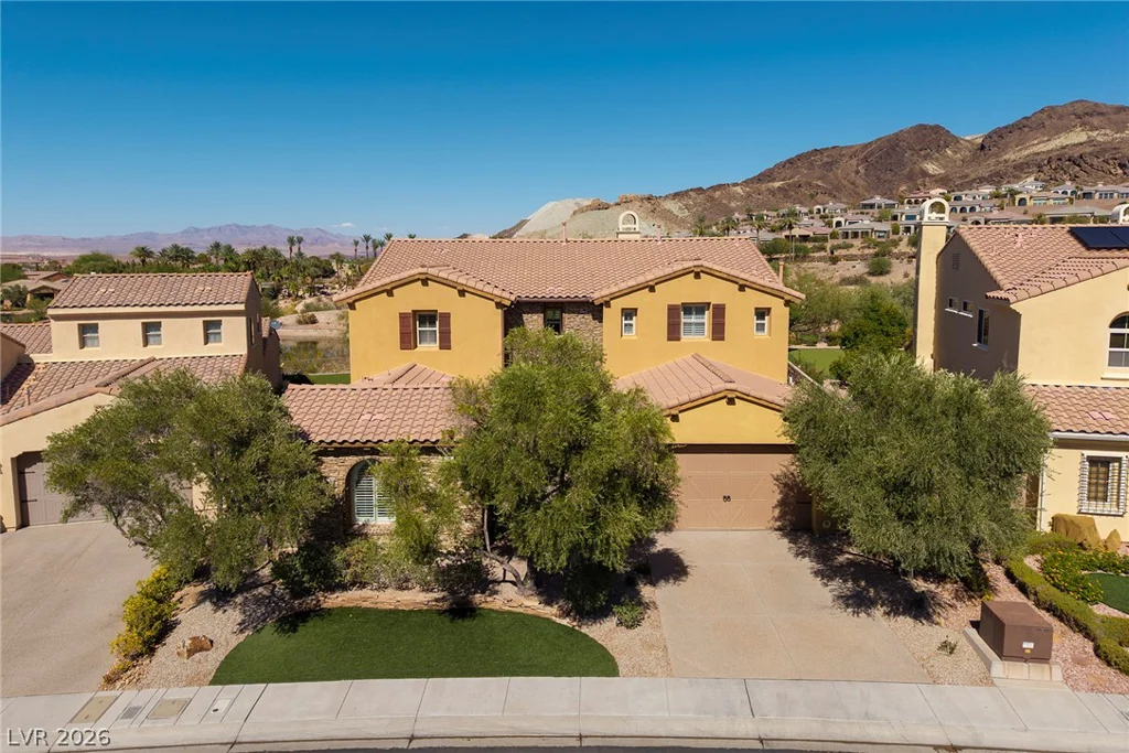 30 Benevolo, Henderson, NV 89011