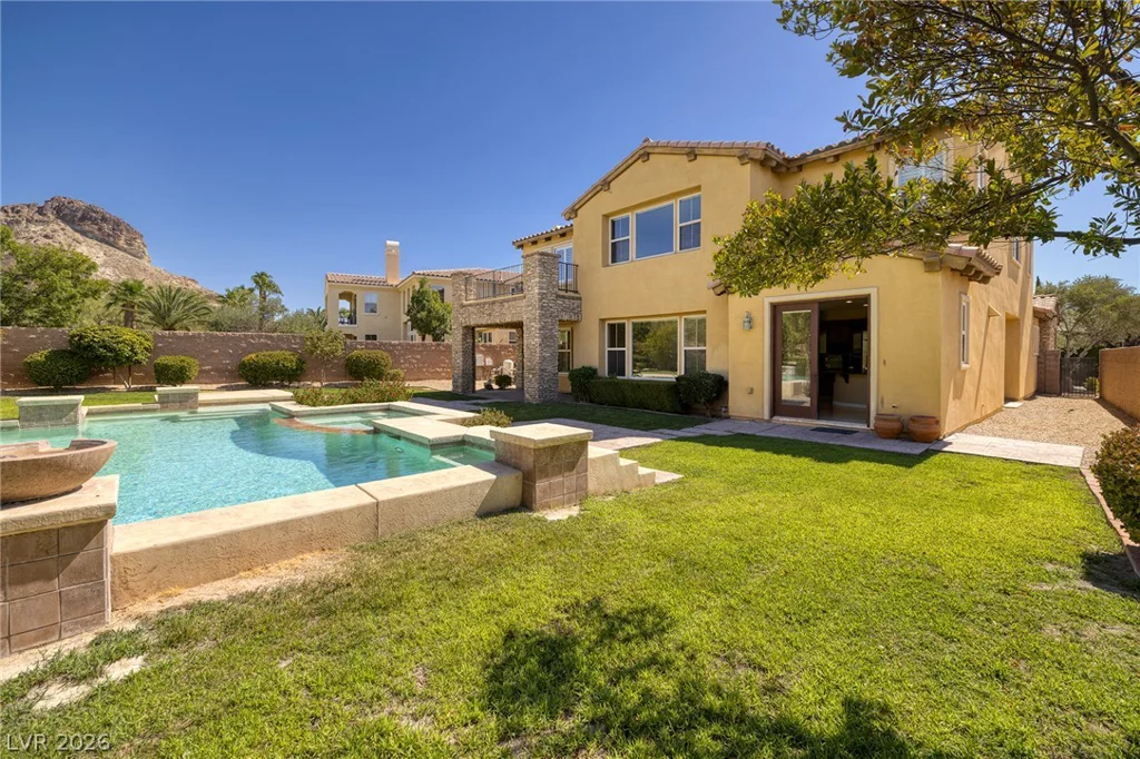 30 Benevolo, Henderson, NV 89011