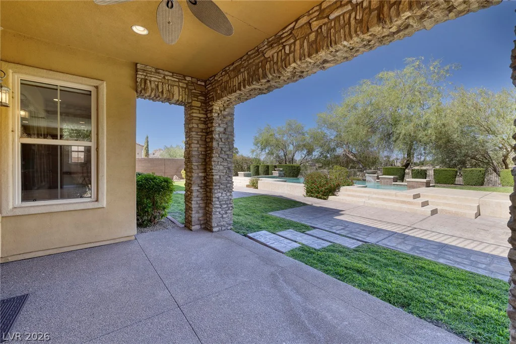 30 Benevolo, Henderson, NV 89011