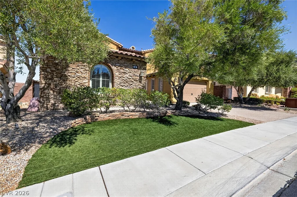 30 Benevolo, Henderson, NV 89011