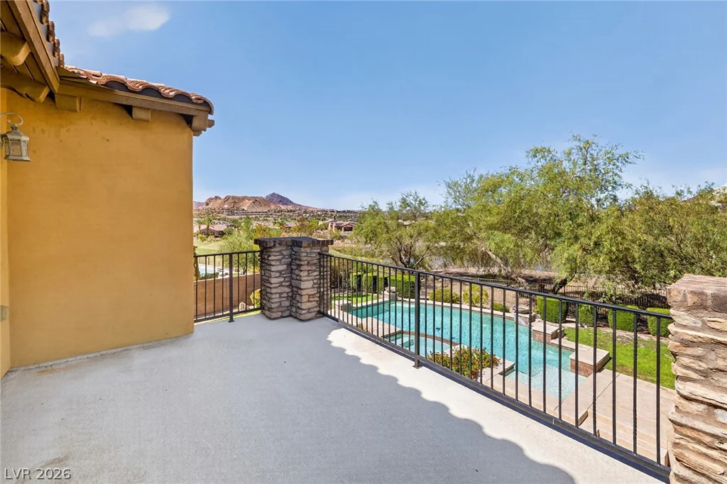 30 Benevolo, Henderson, NV 89011