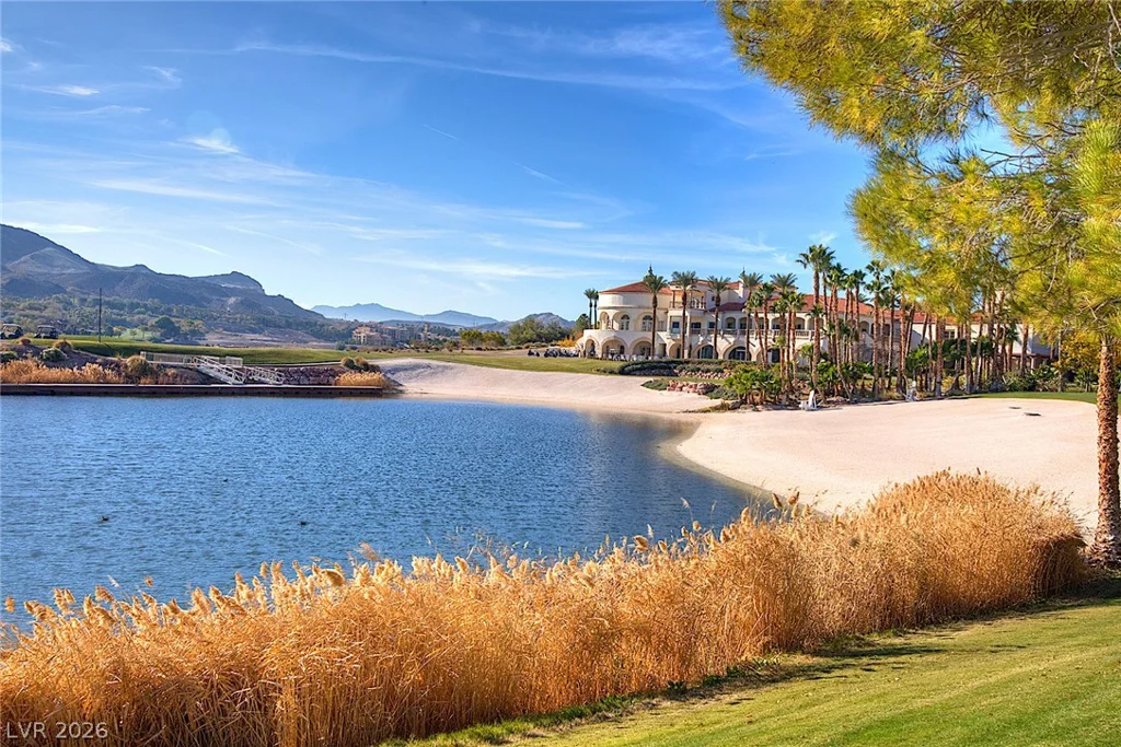 30 Benevolo, Henderson, NV 89011