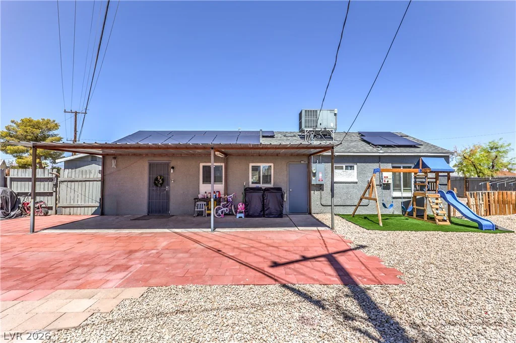 4401 Dover, Las Vegas, NV 89107