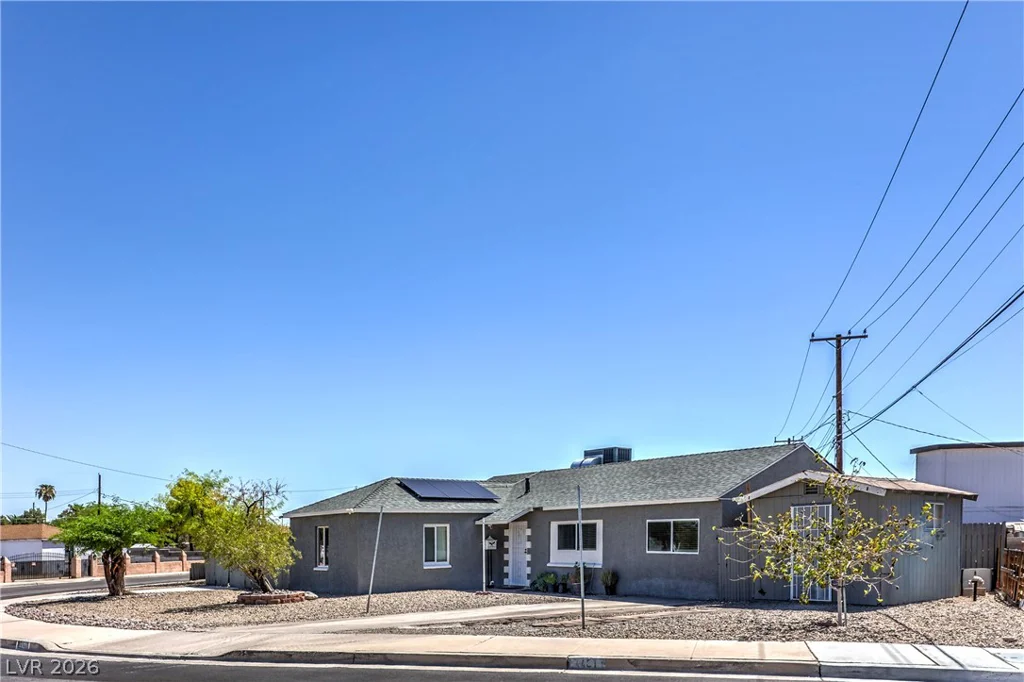 4401 Dover, Las Vegas, NV 89107