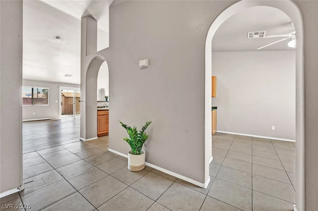 529 Sun Mountain, North Las Vegas, NV 89031